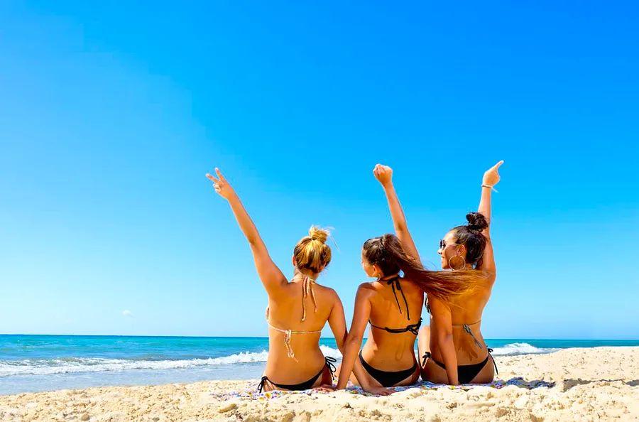 Cover Image for Tips for Exploring Cancún on a Budget