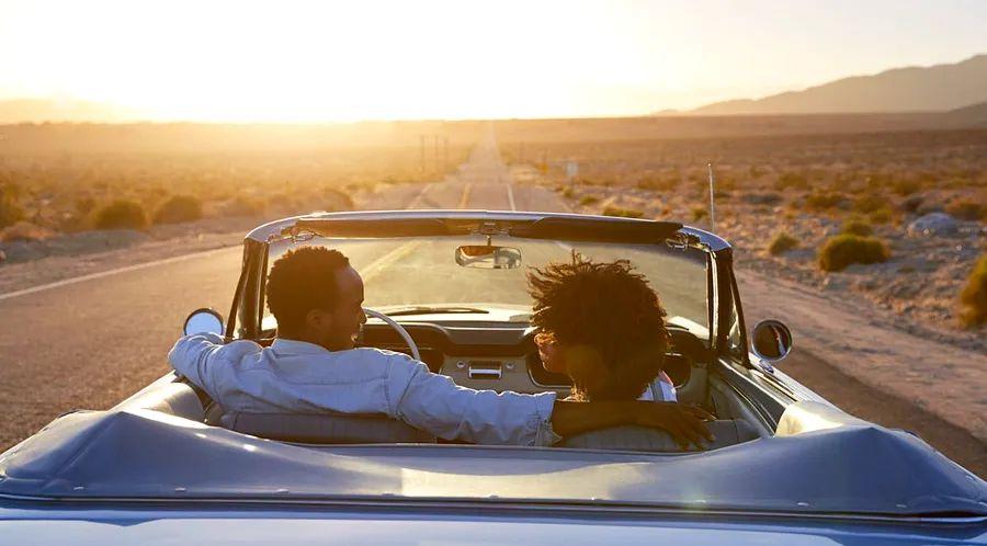 Cover Image for Top 10 Road Trips in the USA