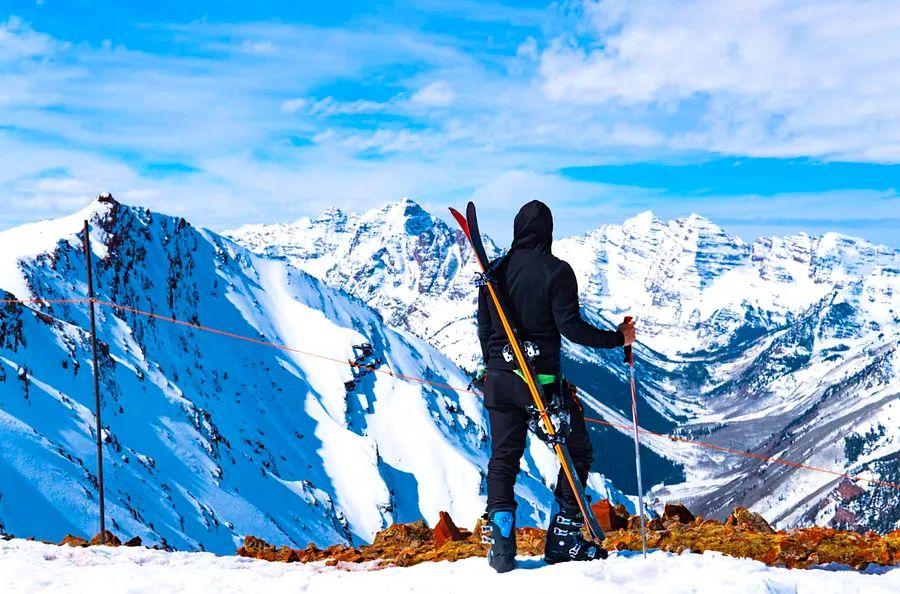 Cover Image for The Top 8 Ski Resorts in Colorado for Everyone from Beginners to Powder Enthusiasts