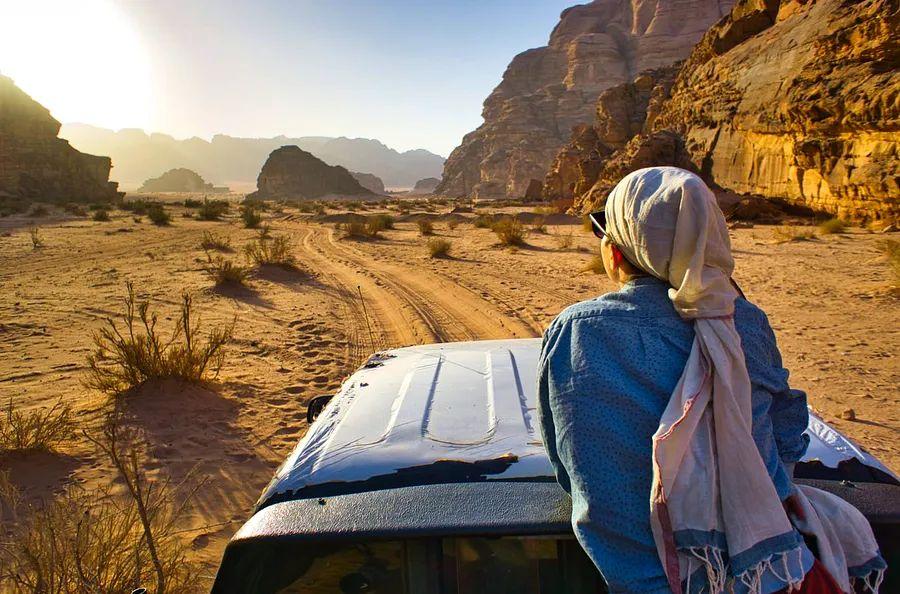 Cover Image for The 5 Most Amazing Road Trips in Jordan
