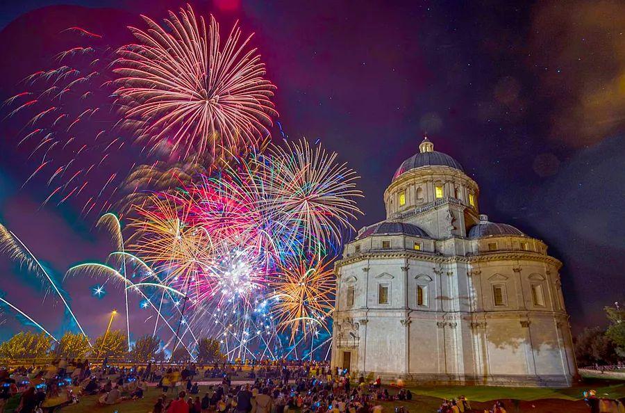 Cover Image for Any occasion is perfect for a celebration in Umbria