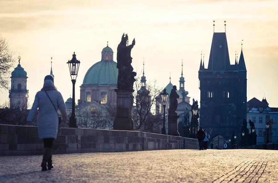 Cover Image for 12 of the finest cafes and bars in Prague for winter visits