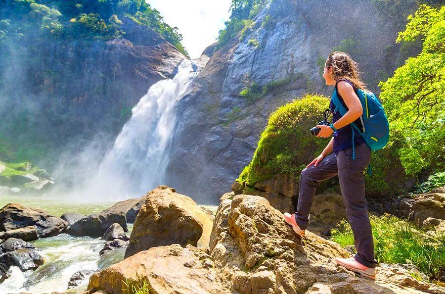 Cover Image for Traveling Sri Lanka on a budget: 17 tips to stretch your funds