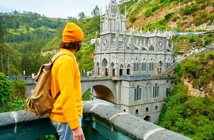 Cover Image for Is a visa necessary for visiting Colombia?