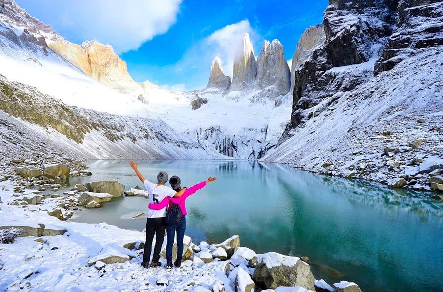 Cover Image for 14 Top Activities in Chile: From Climbing Volcanoes to Enjoying Pisco Sours