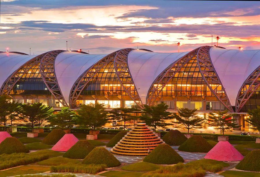 Cover Image for A comprehensive guide to Bangkok's primary airports