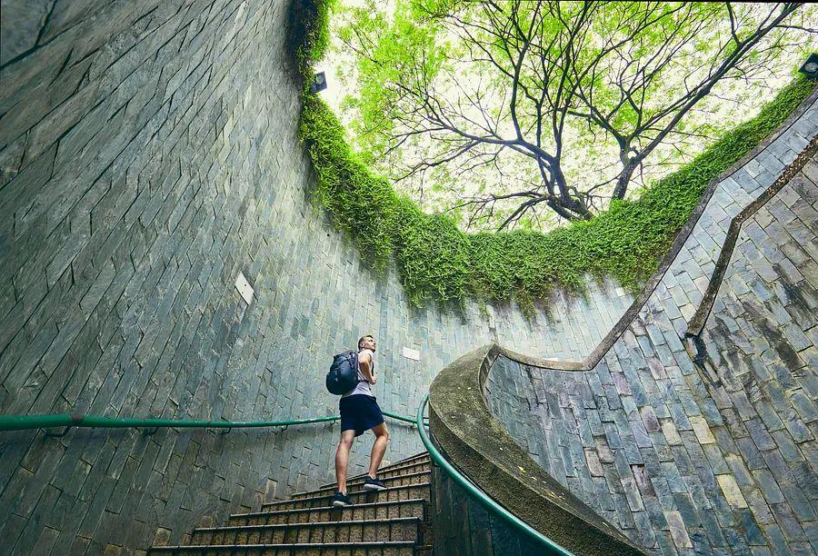 Cover Image for Warm Destinations to Explore in November: Your Last Chance for Fall