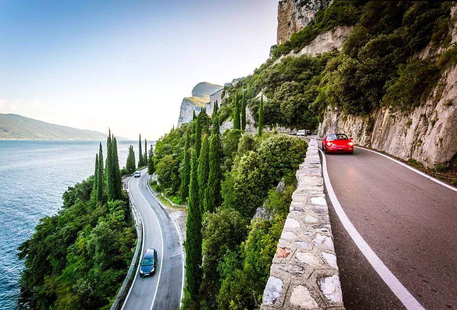 Cover Image for Culture, cuisine, and coasts: incredible road trips through Italy