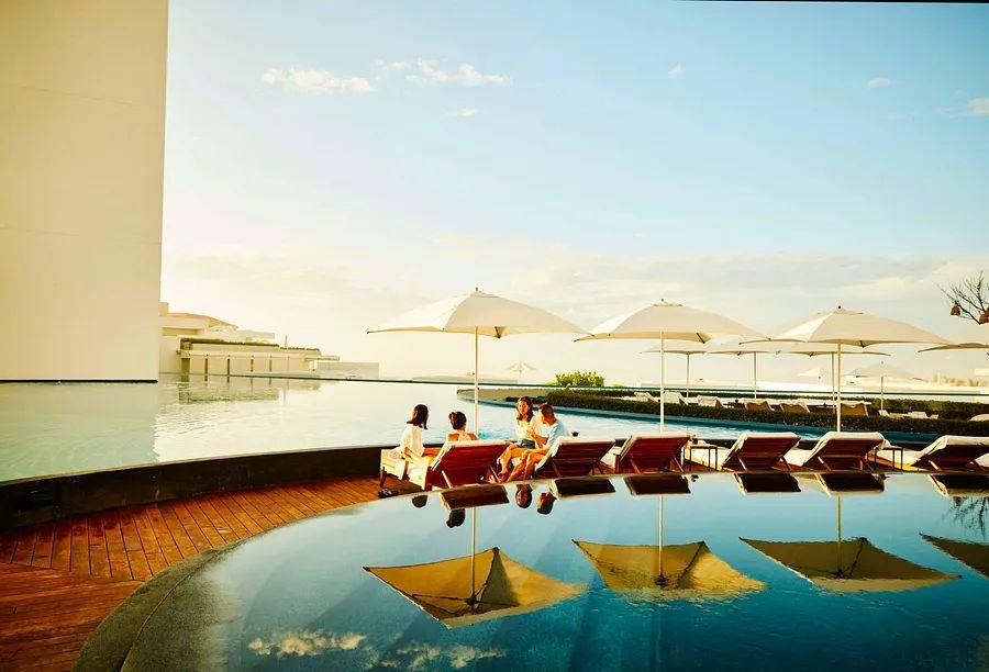 Cover Image for Top budget-friendly all-inclusive resorts for 2024 - Dinogo