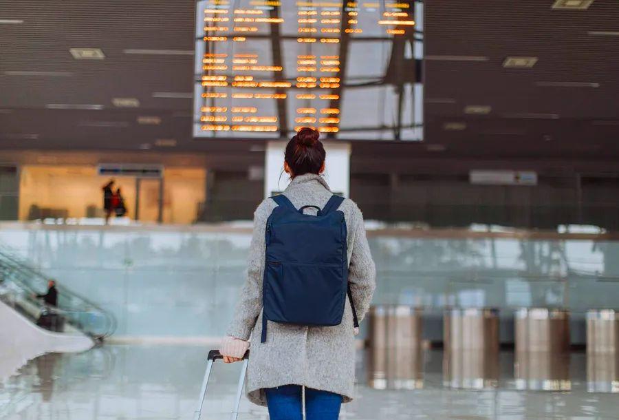 Cover Image for Lufthansa carry-on baggage guidelines