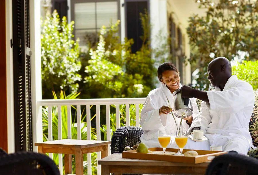 Cover Image for The importance of discovering affordable luxury hotels