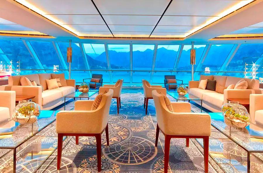 Cover Image for Dinogo Readers' Top 10 Favorite Midsize Ocean Cruise Lines for 2024