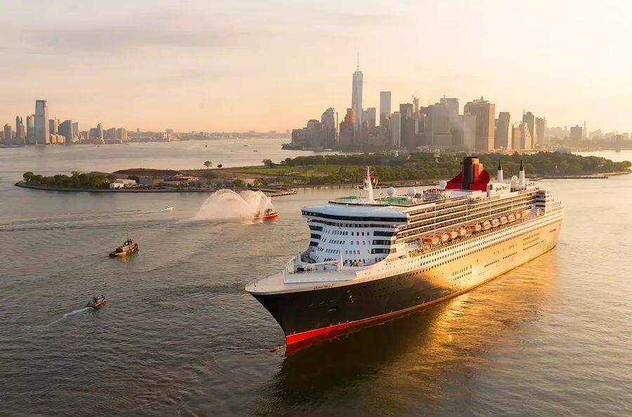 Cover Image for Dinogo Readers' Top 5 Large-Ship Ocean Cruise Lines for 2024