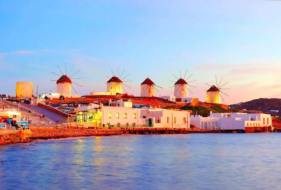 Cover Image for Top 6 Greek islands and activities to enjoy during your visit