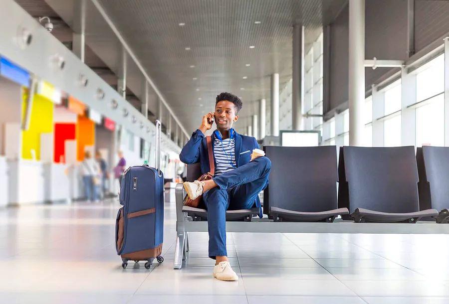 Cover Image for Travel smarter with this guide to American Airlines' carry-on sizes