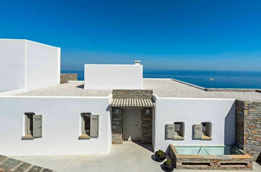 Cover Image for Vacation Rentals Are More Popular Than Ever — Here's How to Secure the Perfect One