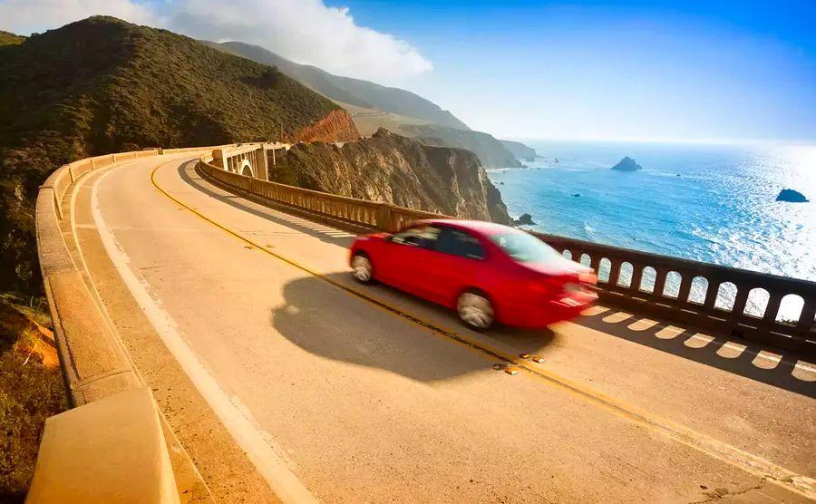 Cover Image for Top Car-Rental Companies According to Our Readers in 2016