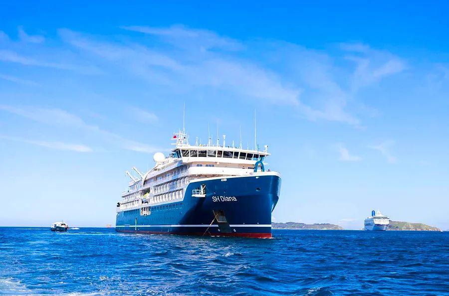 Cover Image for This Stylish 96-Room Vessel Is Redefining Expedition Cruising