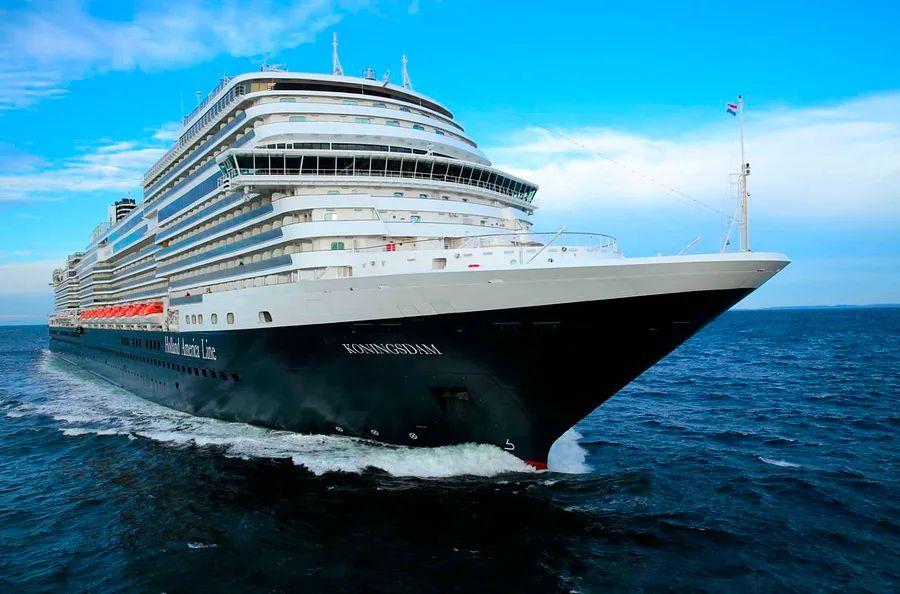 Cover Image for An Overview of Holland America's 11 Cruise Ships