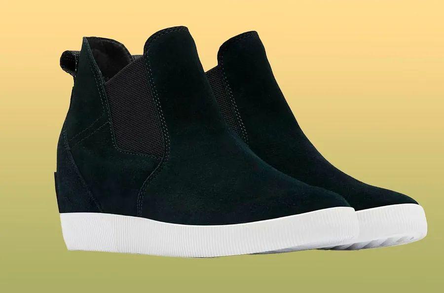 Cover Image for Oprah Owns a Pair of These Cozy Fall Boots — and I Discovered the Ideal Everyday Options on Amazon