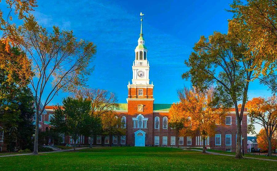 Cover Image for The Most Stunning College Libraries in America