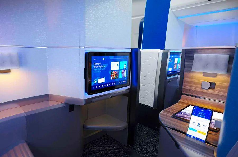 Cover Image for JetBlue Launches Impressive New In-Sky Suites for Transatlantic Journeys