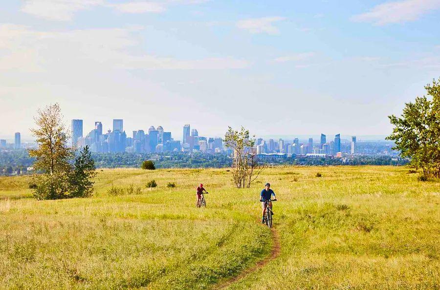 Cover Image for Discover North America's Longest Urban Pathway — Boasting Over 600 Miles of Trails