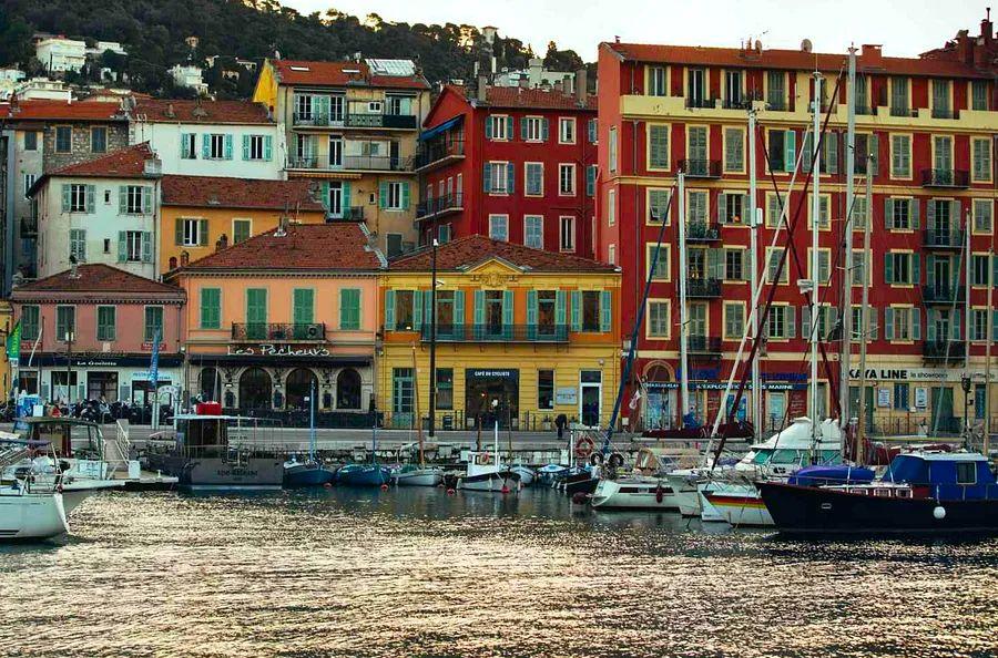 Cover Image for Why Nice Has Become the Hottest Spot on the French Riviera