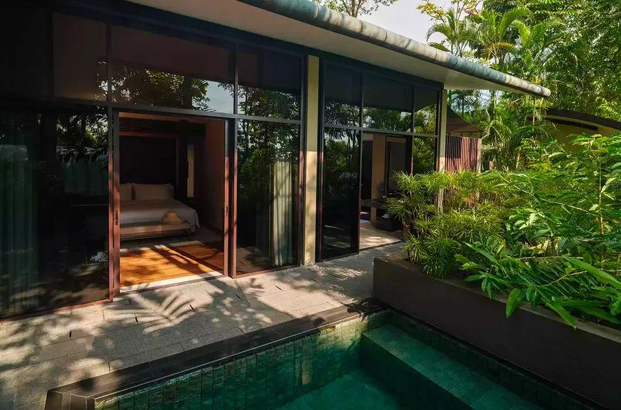 Cover Image for Dinogo Readers' Top 5 Hotel Picks in Singapore for 2024
