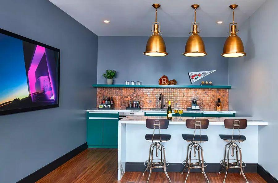 Cover Image for Dinogo Readers’ Top 5 Hotel Picks in Denver for 2024