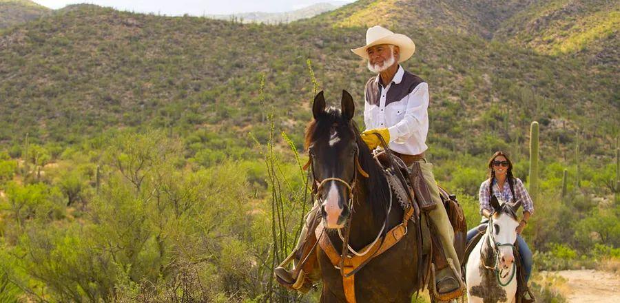 Cover Image for The Top 6 Dude Ranches in Arizona for an Unforgettable Getaway