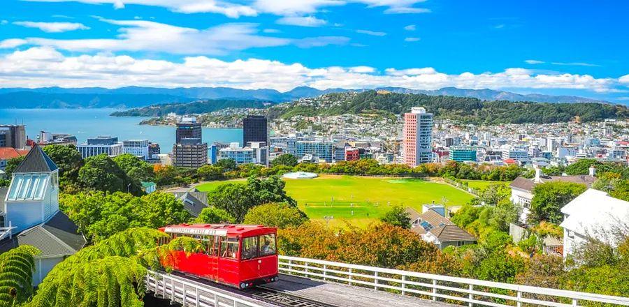 Cover Image for Round-Trip Flights with Air New Zealand Starting at $975 for the New Year Sale