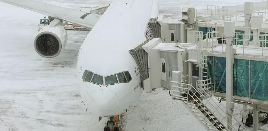 Cover Image for How to Save Your Holiday Travel Plans Amidst Approaching Winter Storms