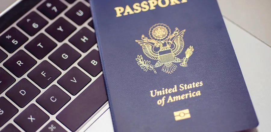 Cover Image for Once Upon a Time, You Could Renew Your Passport Online. Here’s Why That’s No Longer Possible