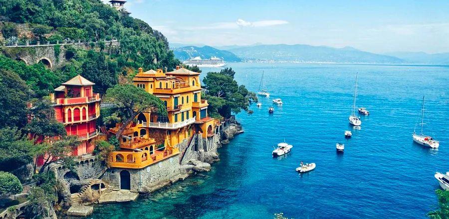 Cover Image for Get Ready to Experience the Luxurious Venice Simplon-Orient-Express Train to the Italian Riviera