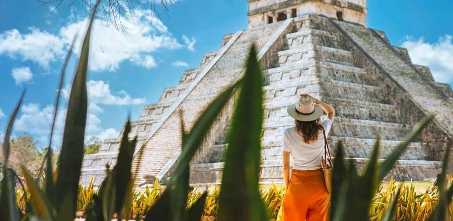 Cover Image for Is a Passport Necessary for Travel to Mexico?