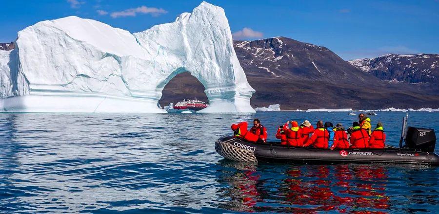 Cover Image for Hurtigruten Offers Discounts on Cruises to Greenland, West Africa, the Galápagos, and More