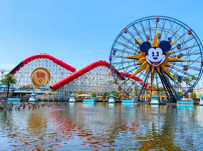 Cover Image for How to save money by purchasing discounted Disney gift cards