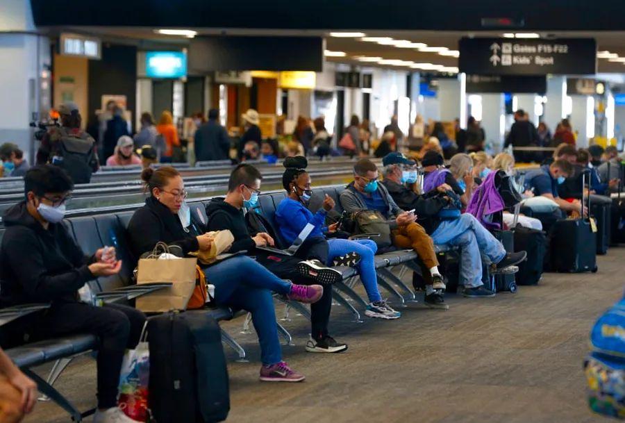 Cover Image for The FDA has granted full approval to the Pfizer vaccine — implications for travelers ahead.