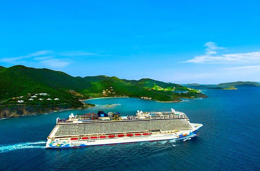 Cover Image for 2024 Caribbean Cruises: Explore Jamaica, Aruba & Cayman Islands