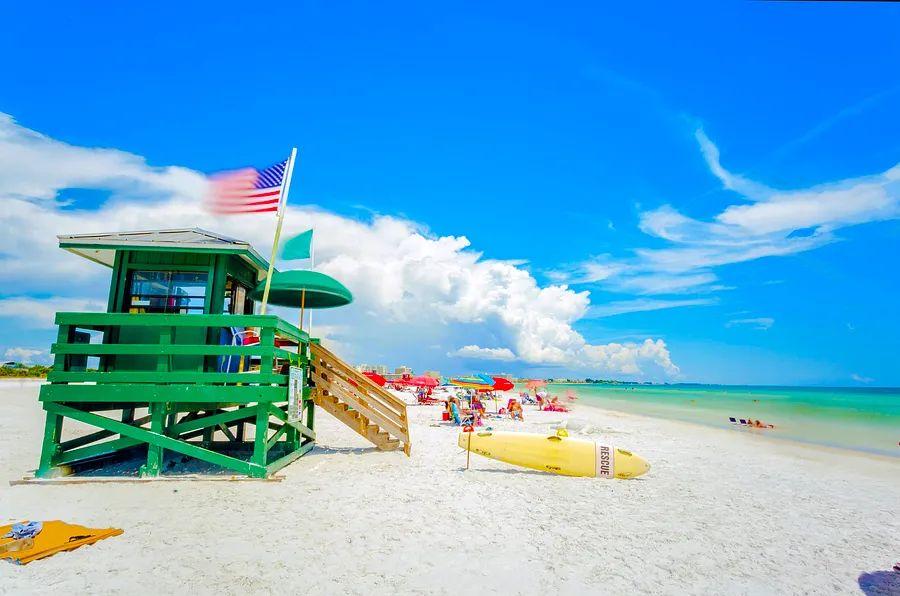 Cover Image for The top 10 vacation hotspots in Florida for various types of travelers