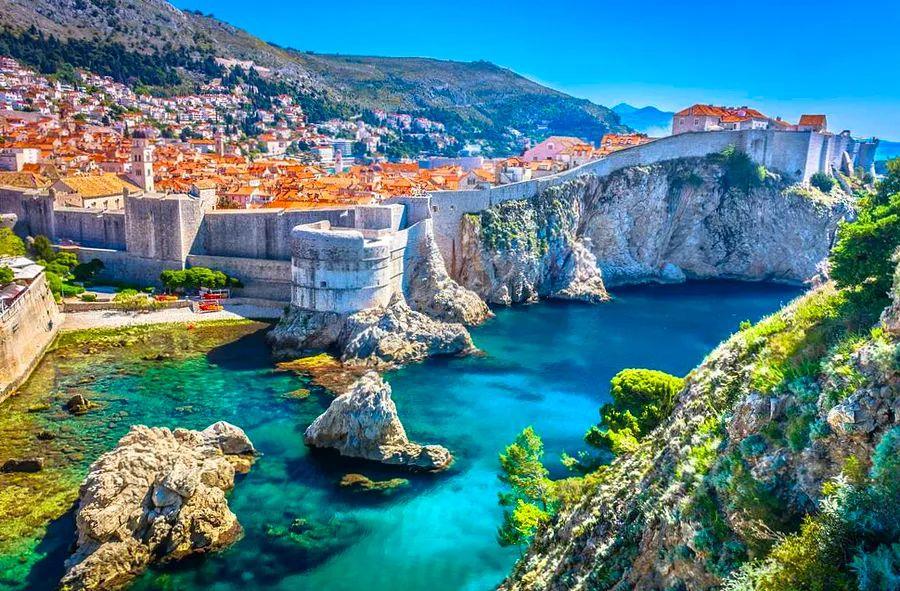 Cover Image for 4 European Cruise Ports You Simply Must Experience