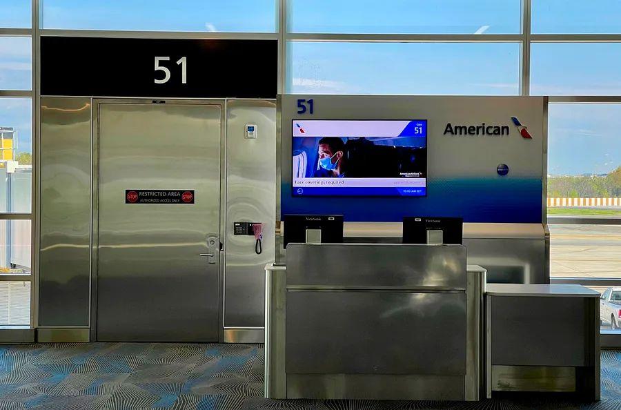 Cover Image for 3 tips to avoid gate-checking your luggage