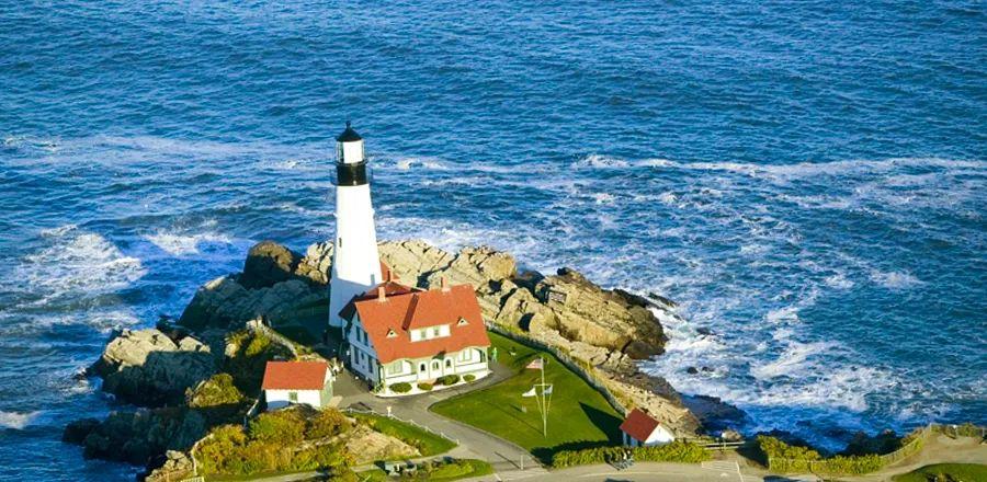 Cover Image for A 93-Mile Trail and Hobbit Homes: New England’s Newest Attractions