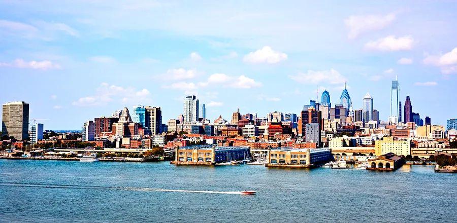 Cover Image for Exploring Philadelphia Like a Local