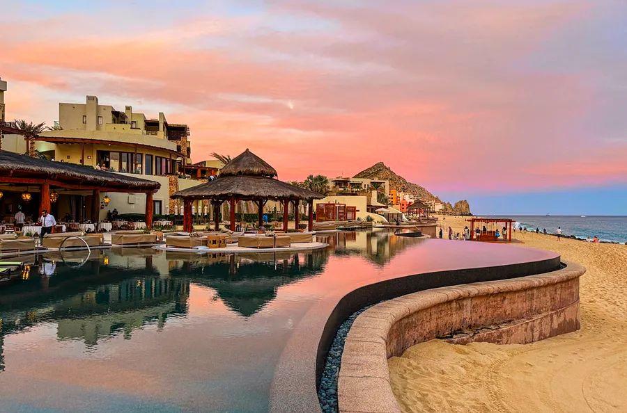 Cover Image for Hilton’s CEO discusses new brands, legacy, and the thriving Hilton Honors loyalty program.