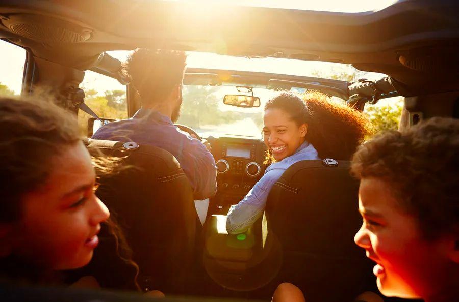 Cover Image for 10 Essential Tips for Your Upcoming Road Trip