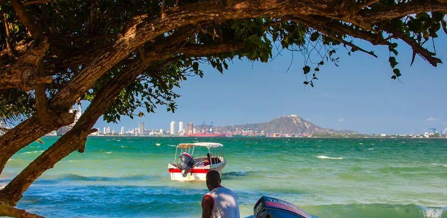 Cover Image for How Tierra Bomba, Cartagena’s “Hidden Gem,” Sparked a Recycling Initiative