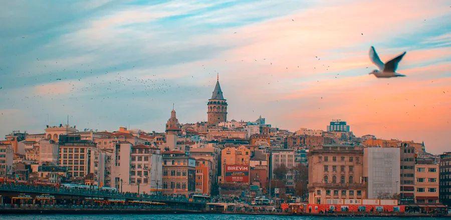 Cover Image for Turkey Removes Visa Requirement for Travelers from the U.S. and Canada