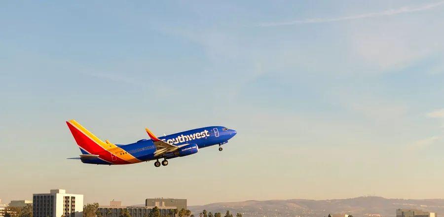 Cover Image for Farewell, Southwest Open Seating: A Love-Hate Relationship